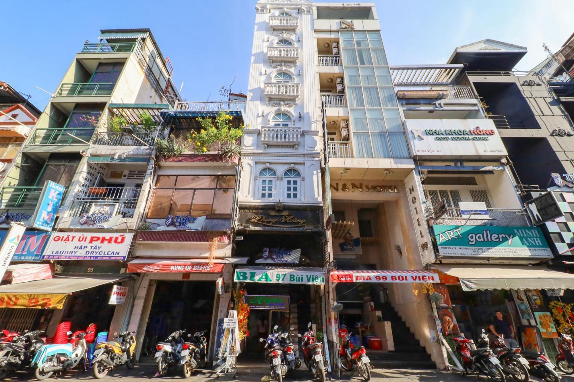 Готель Reddoorz Bui Vien Walking Street Хошимін Екстер'єр фото